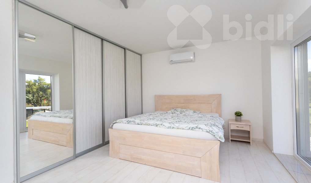 Prodej domu 201 m² s pozemkem 2 591 m², Kamenný Újezd – náhled fotky 11