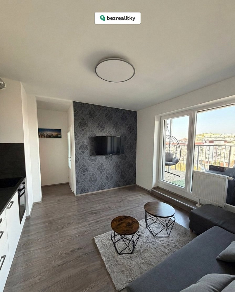 Prodej bytu 2+kk 42 m² – pohled 4