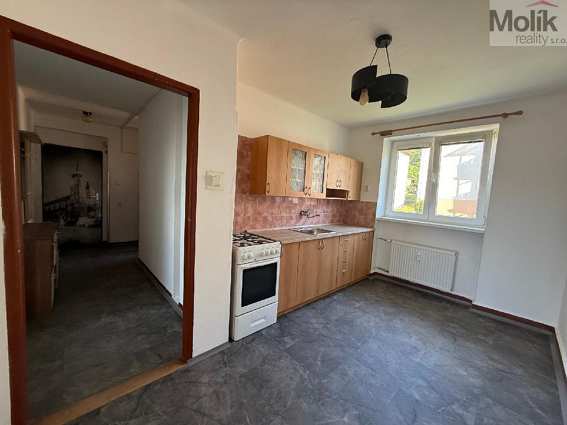 Prodej bytu 2+1 65 m² – fotografie 2