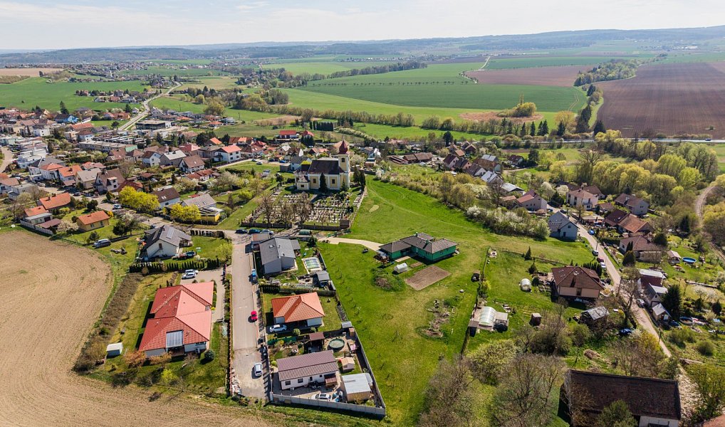 Prodej stavebního pozemku 1 700 m², Chrudim – náhled fotky 6