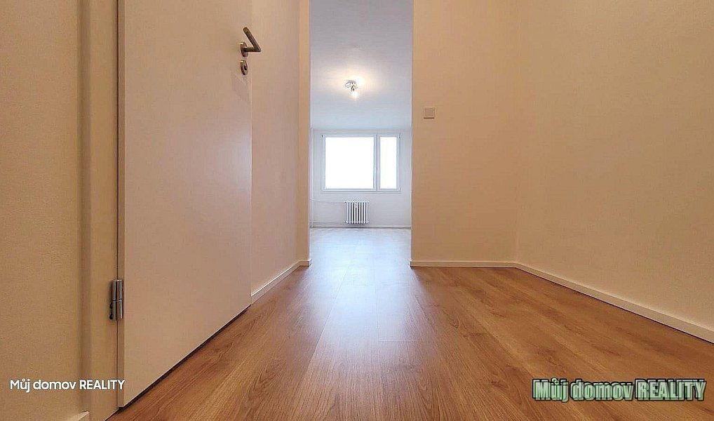 Pronájem bytu 1+kk 22 m², Praha – náhled fotky 25