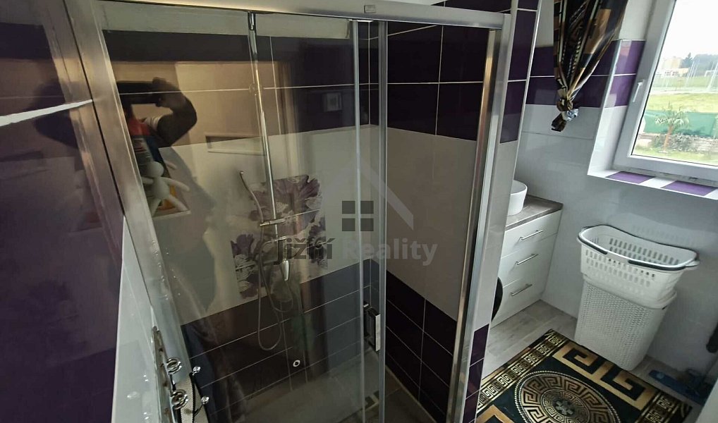 Prodej domu 450 m² s pozemkem 648 m², České Velenice – náhled fotky 23