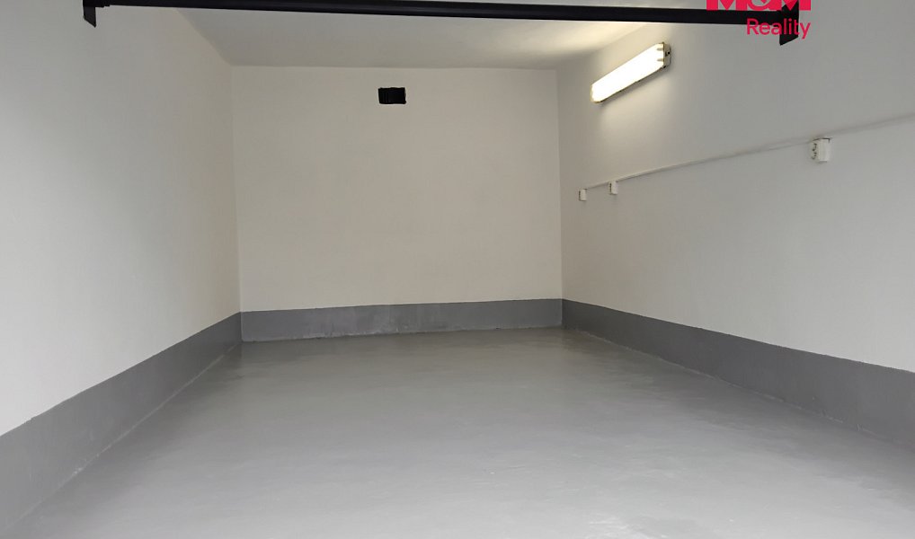 Pronájem garáže, 24 m2, Frýdek-Místek, Frýdek-Místek – náhled fotky 2