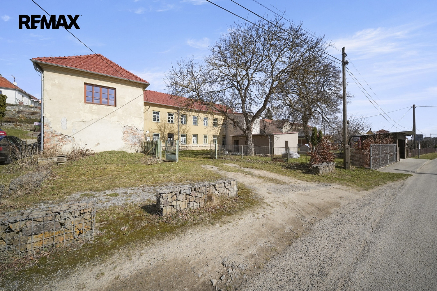 Prodej domu 407 m² s pozemkem 757 m² - View 3