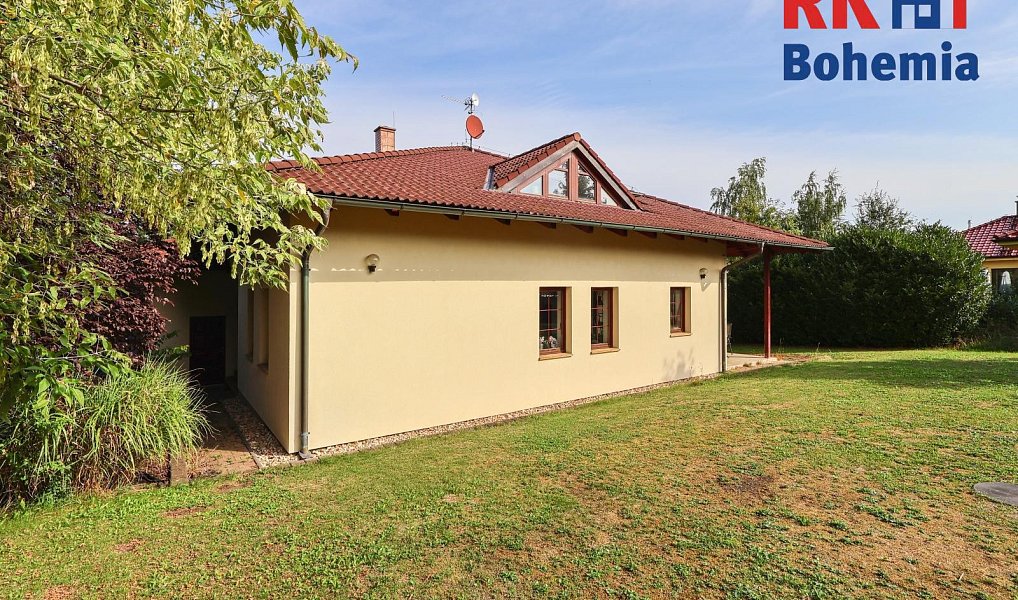 Prodej domu 309 m² s pozemkem 1 162 m², Úvaly – náhled fotky 25