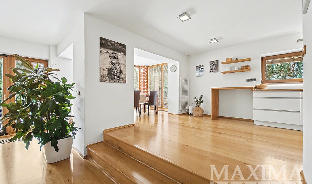 Prodej domu 400 m² s pozemkem 1 508 m², Praha – náhled fotky 4
