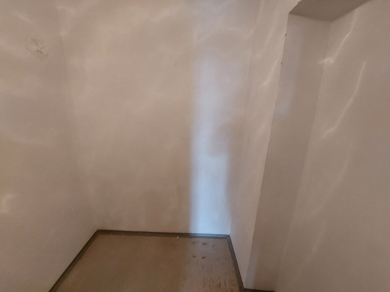 Pronájem bytu 2+1 72 m² – fotografie 3