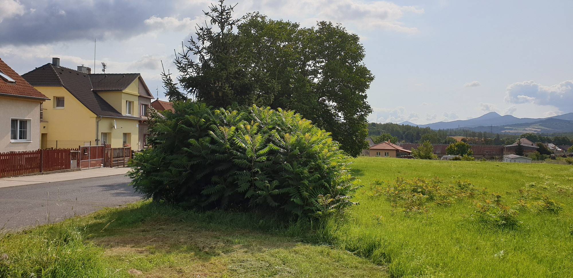 Prodej stavebního pozemku 5 682 m² – fotografie 3