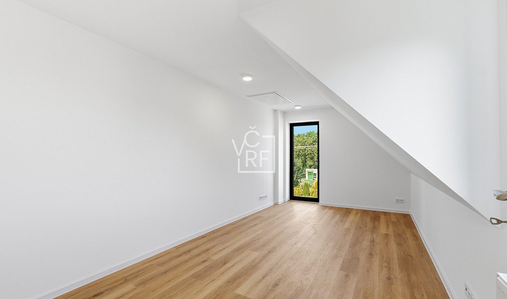 Pronájem domu 148 m² s pozemkem 255 m², Chlumec nad Cidlinou – náhled fotky 28