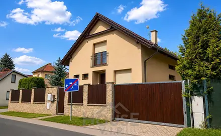 Prodej domu 182 m² s pozemkem 622 m², V Zátiší, Zdiby - Veltěž, okres Praha-východ