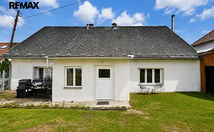 Prodej domu 126 m² s pozemkem 283 m², náměstí Sv. Čecha, Postupice, okres Benešov
