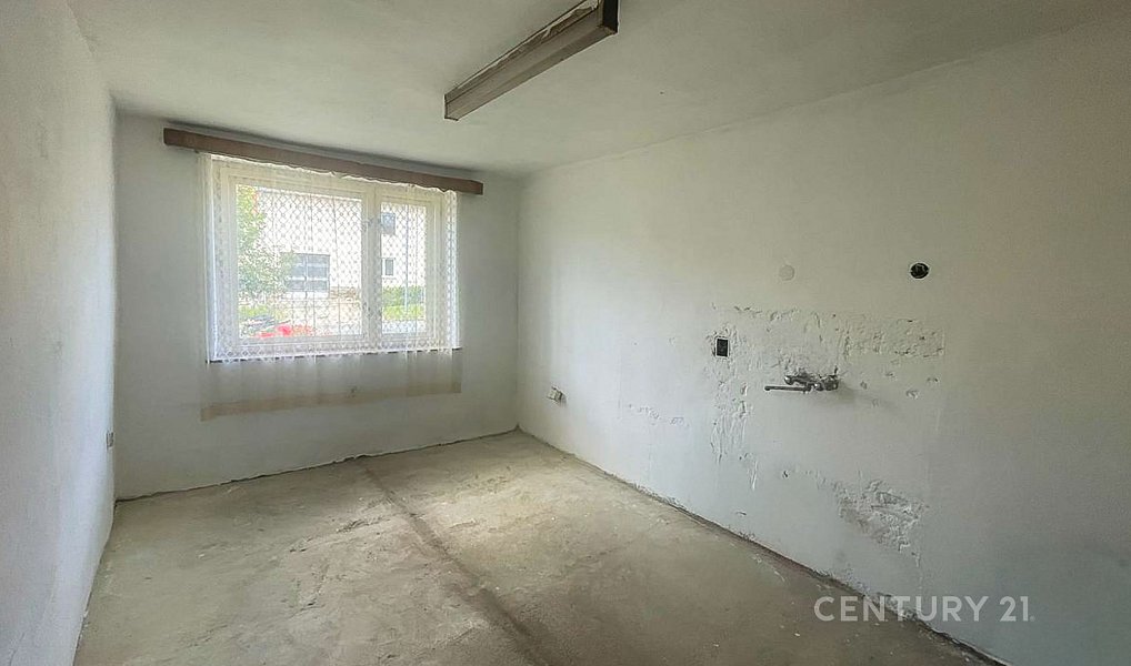 Prodej domu 203 m² s pozemkem 711 m², Lechotice – náhled fotky 26