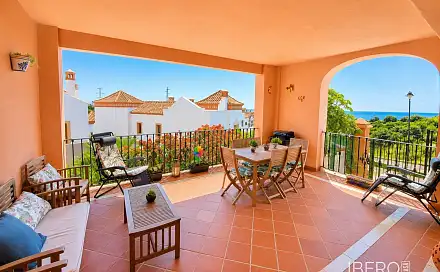 Prodej domu 201 m² s pozemkem 201 m², Estepona, Španělsko