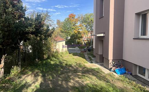 Pronájem bytu 2+kk 36 m², Zárybničná, Praha 4 - Záběhlice