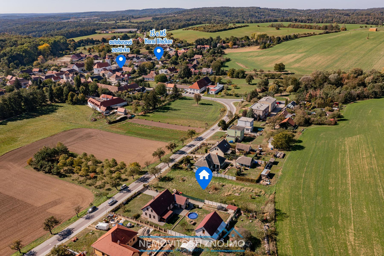 Prodej stavebního pozemku 1 240 m² – fotografie 5