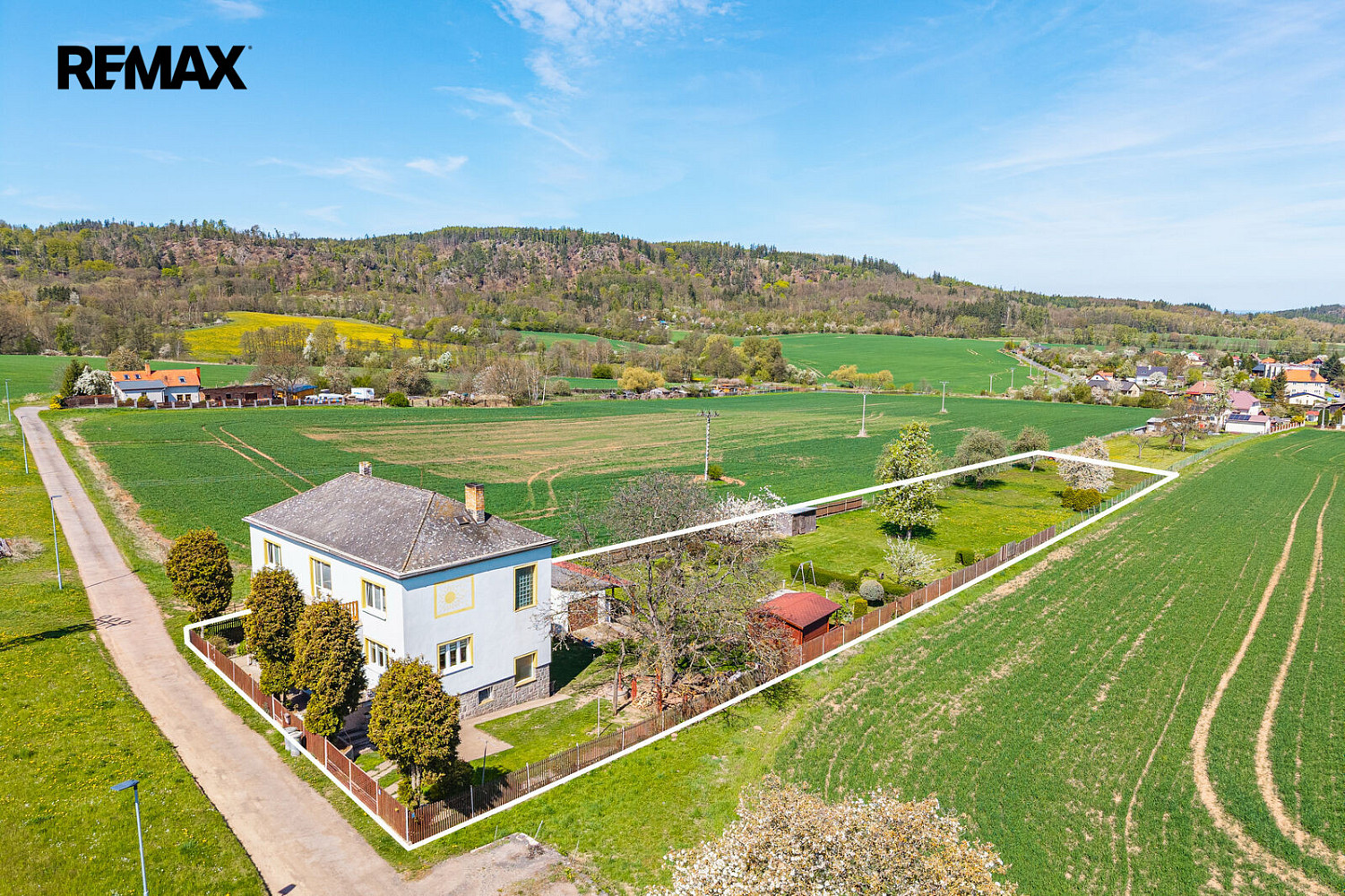 Prodej domu 200 m² s pozemkem 3 180 m² – fotografie 3