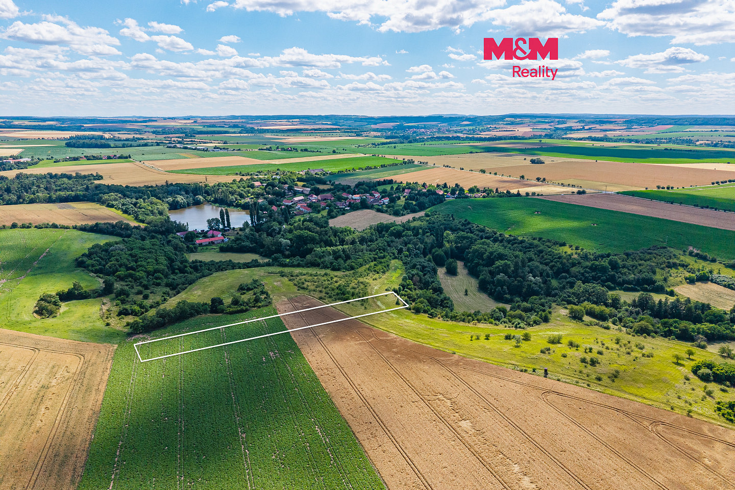 Prodej pole 5 275 m²