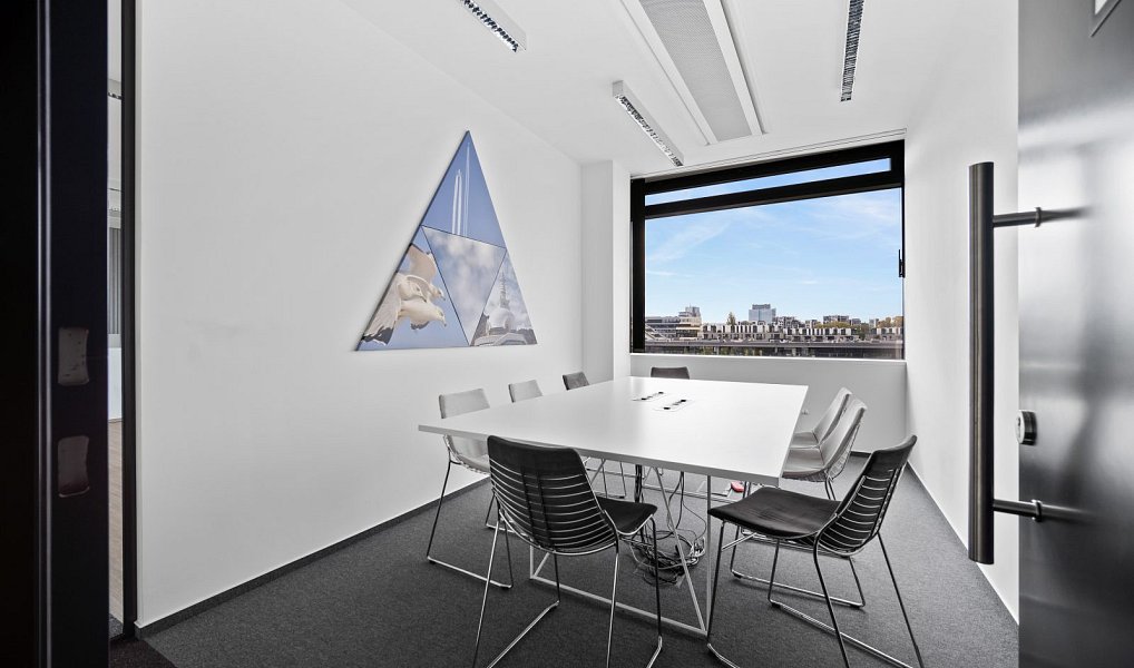 Pronájem kanceláře 416 m², Praha – náhled fotky 4