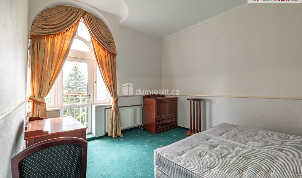 Prodej ubytovacího objektu 4 200 m², Mariánské Lázně – náhled fotky 15