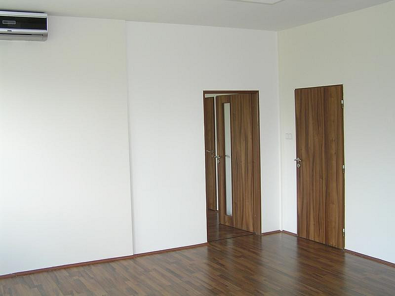 Pronájem kanceláře 43 m² – fotografie 5