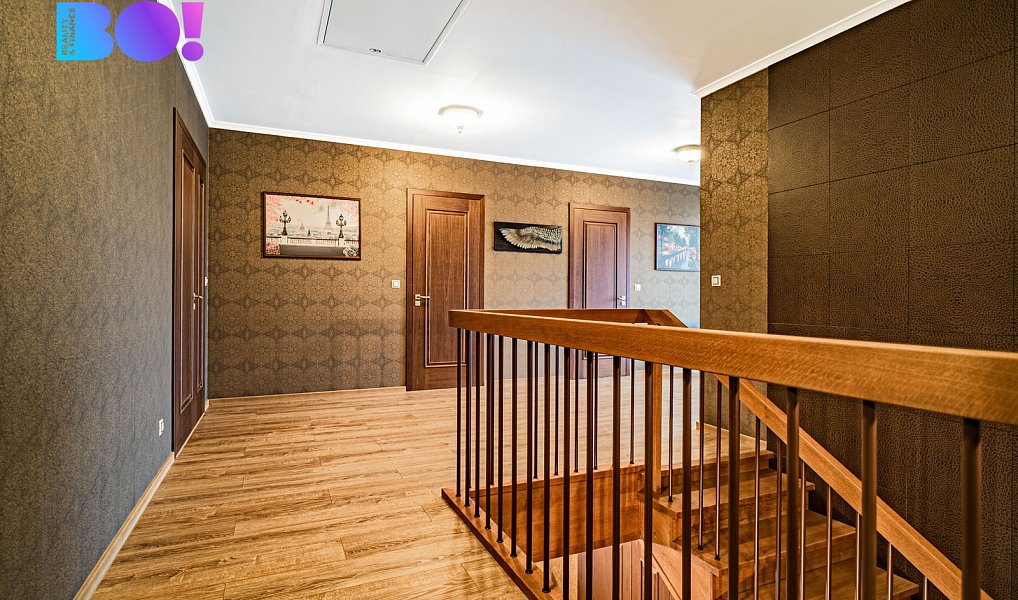 Prodej domu 543 m² s pozemkem 1 009 m², Stará Huť – náhled fotky 9