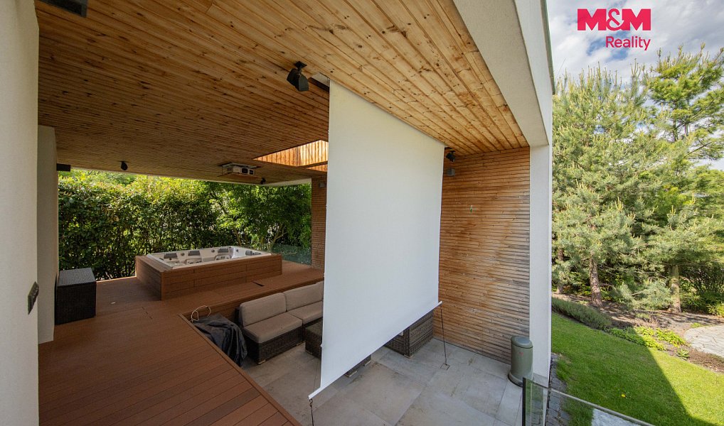 Pronájem domu 276 m² s pozemkem 3 217 m², Mostkovice – náhled fotky 30