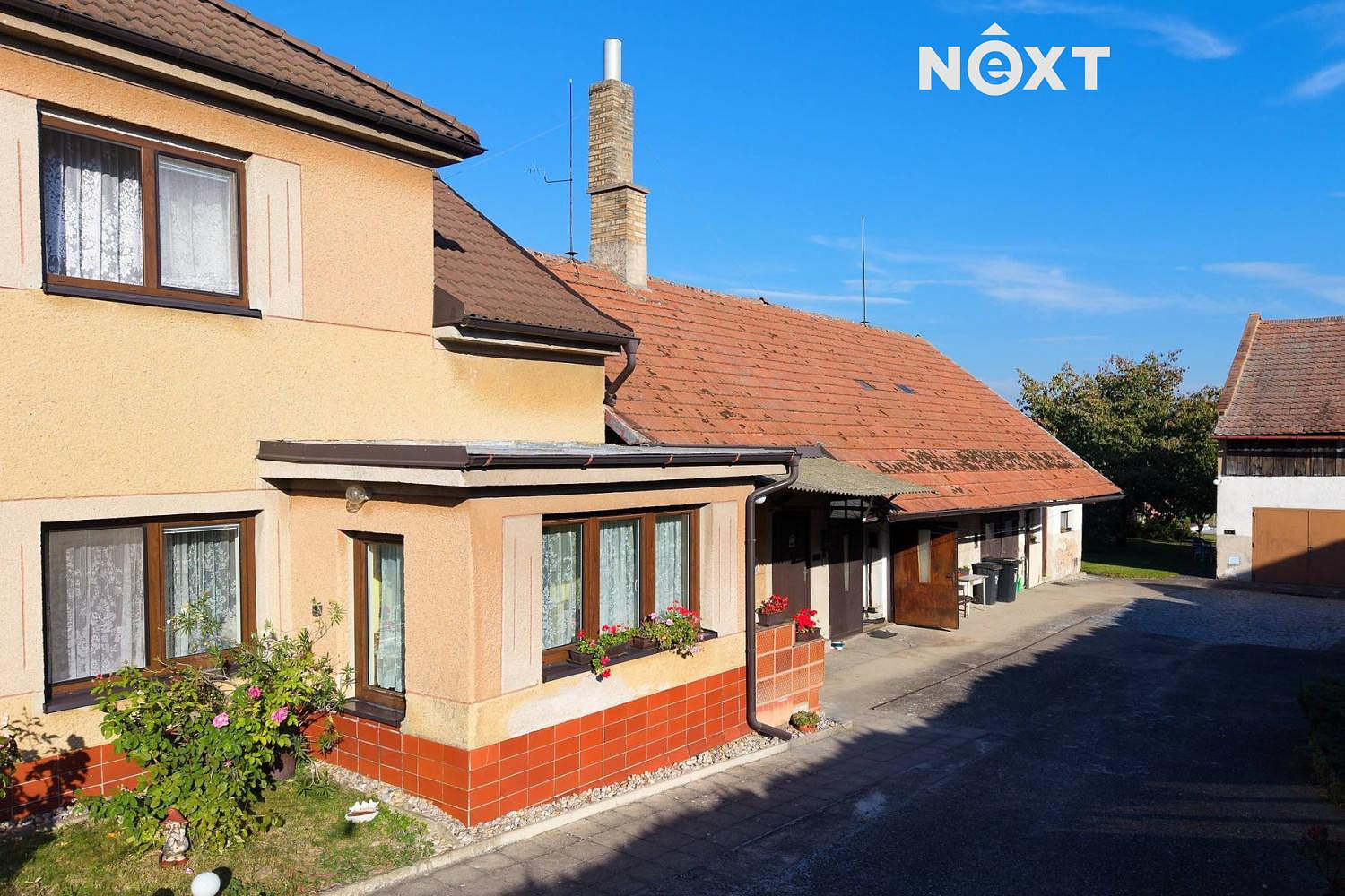 Prodej domu 240 m² s pozemkem 2 073 m²