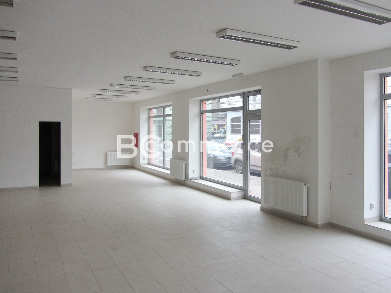 Pronájem obchodních prostor 115 m² – fotografie 3