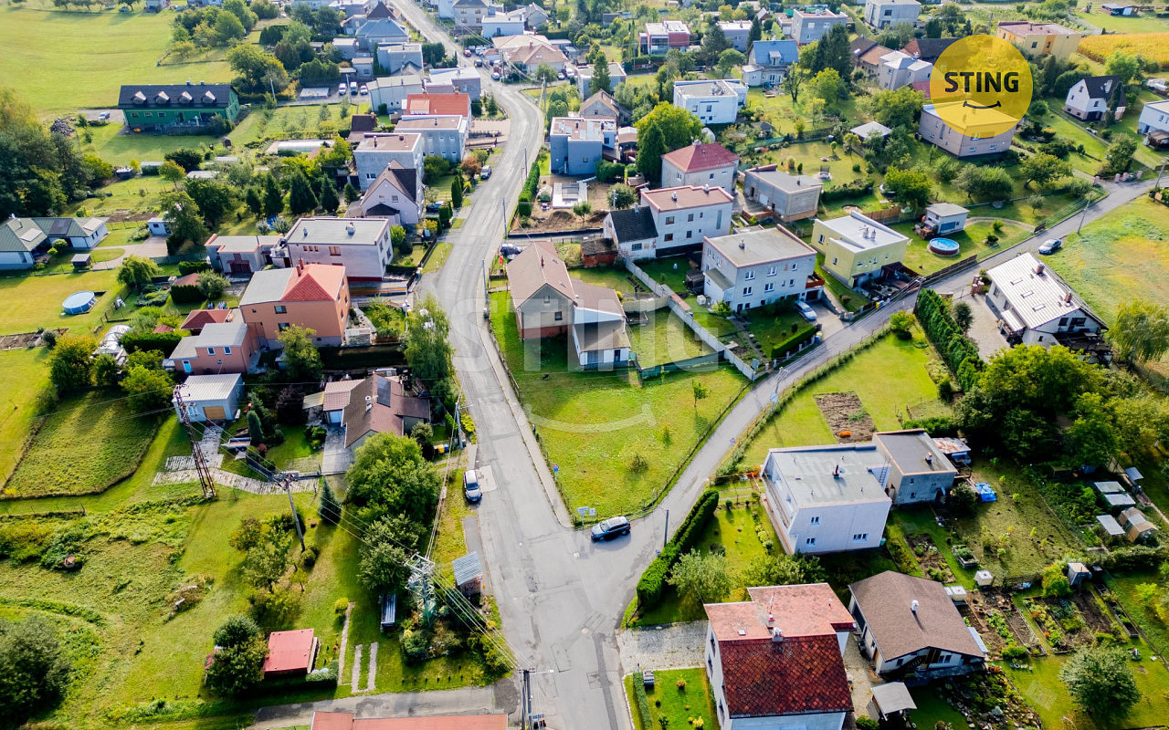 Prodej domu 226 m² s pozemkem 1 443 m²