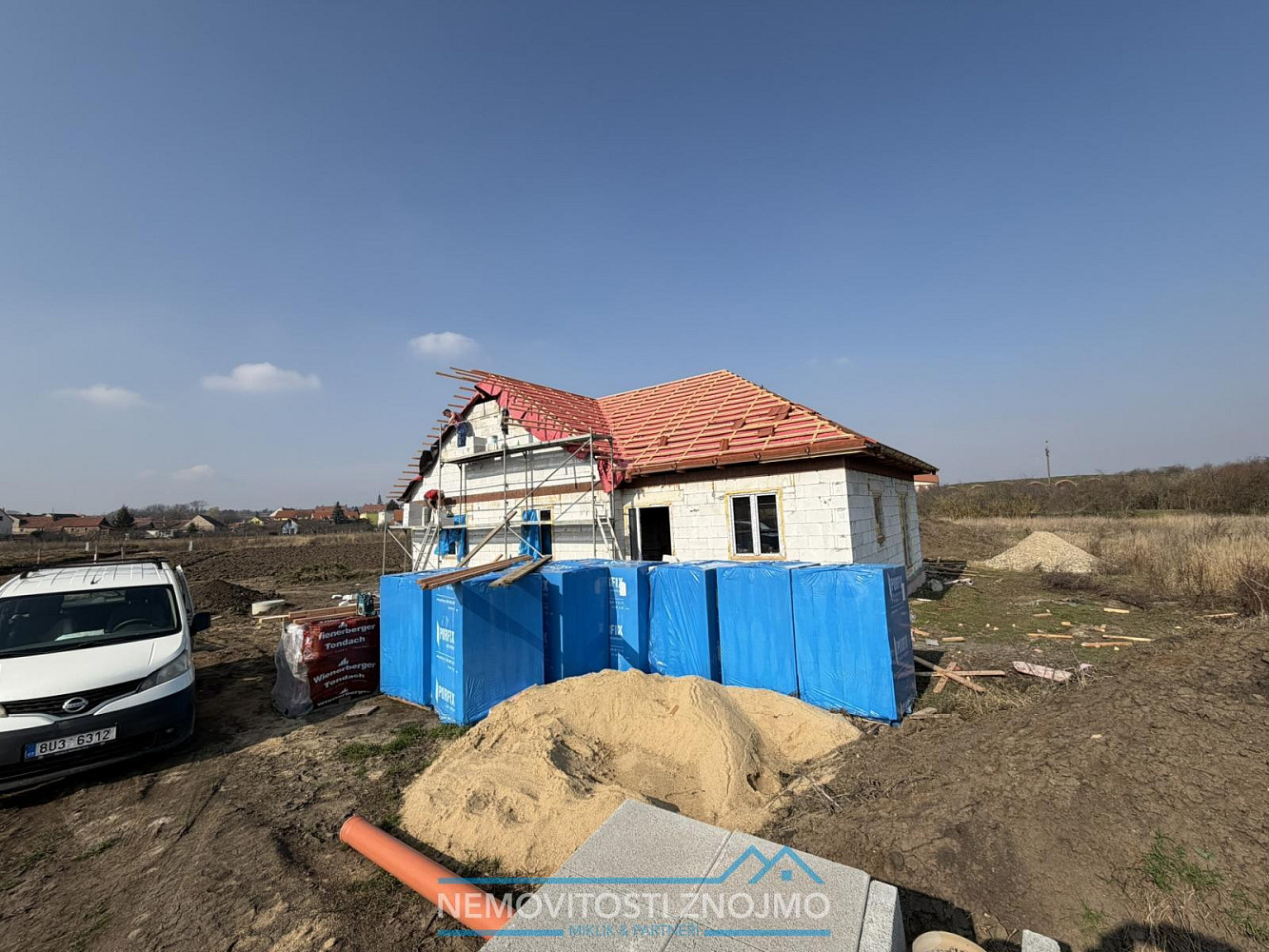 Prodej stavebního pozemku 1 132 m² – fotografie 3