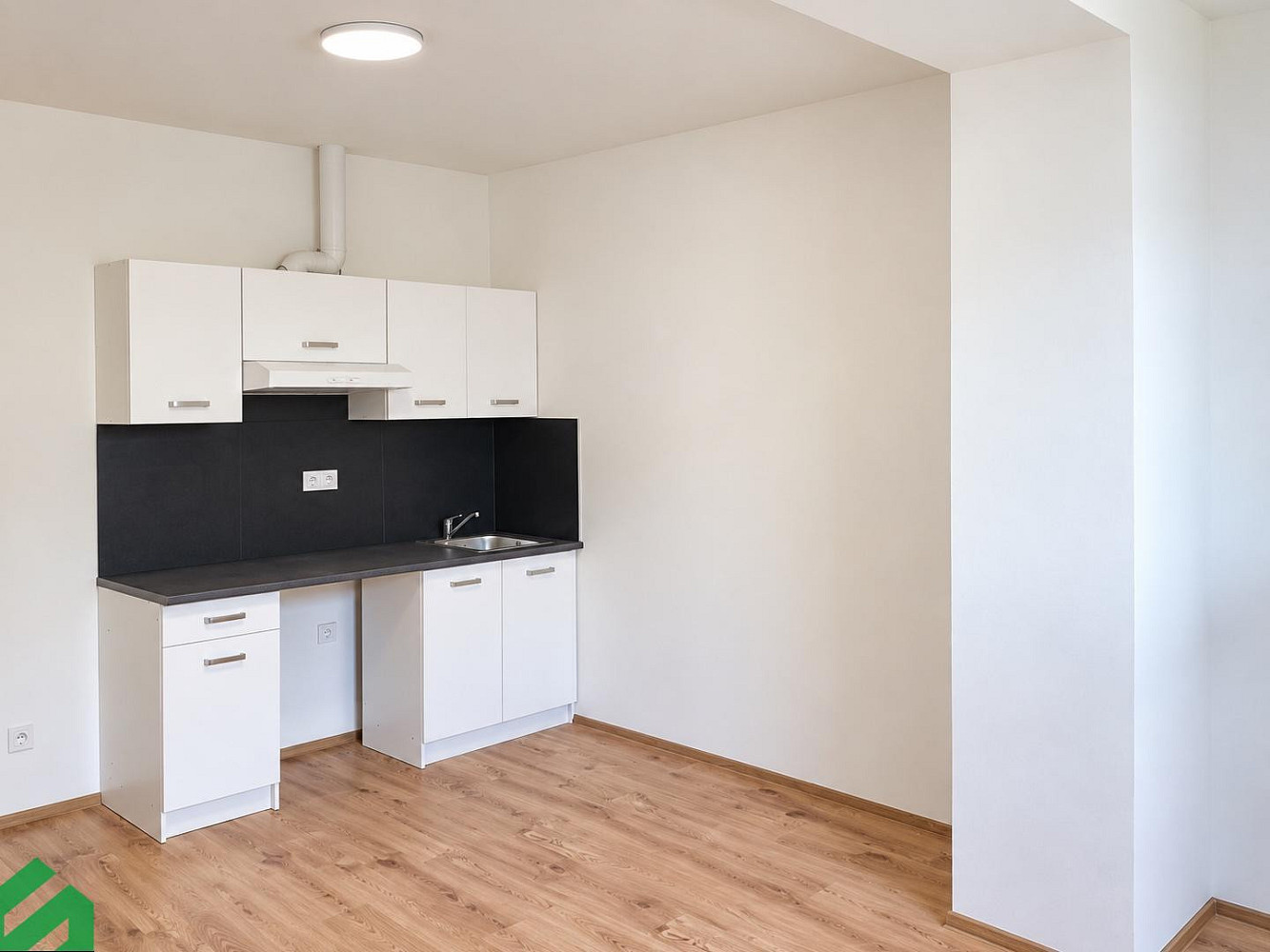 Pronájem bytu 1+kk 23 m²