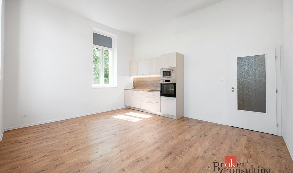 Prodej bytu 2+kk 48 m², Ostrava – náhled fotky 3