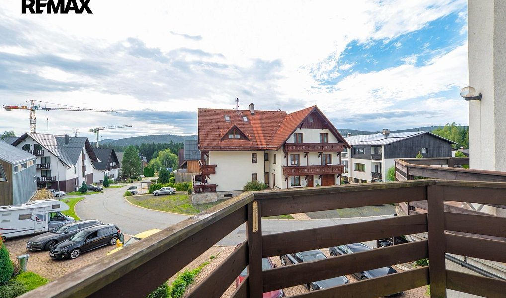 Prodej domu 239 m² s pozemkem 404 m², Harrachov – náhled fotky 3