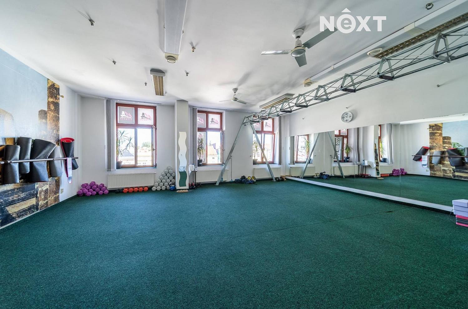 Pronájem obchodních prostor 165 m² – fotografie 3