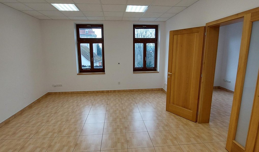 Pronájem kanceláře 40 m², Valašské Meziříčí – náhled fotky 10