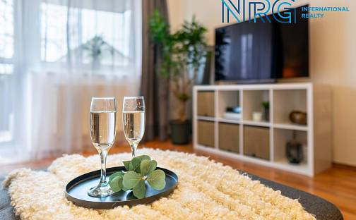 Prodej bytu 2+kk 53 m², Pražská, Dolní Břežany, okres Praha-západ