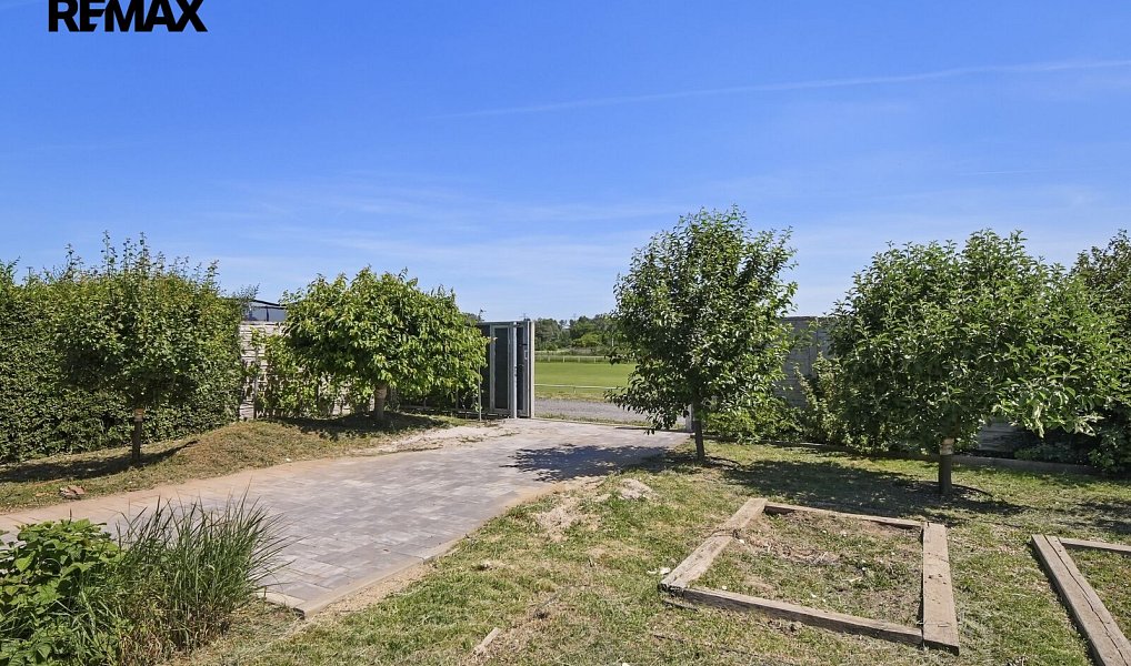 Prodej domu 176 m² s pozemkem 1 000 m², Kupařovice – náhled fotky 36