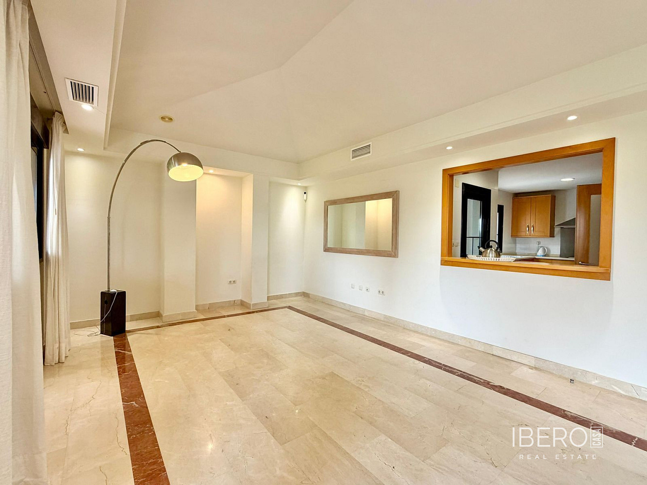 Piso 5+kk – Marbella, Nueva Andalucía - Vista 5