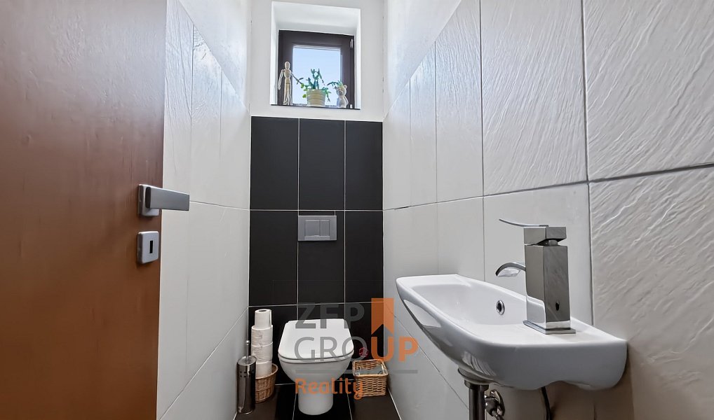 Prodej domu 180 m² s pozemkem 311 m², Blatnice pod Svatým Antonínkem – náhled fotky 8