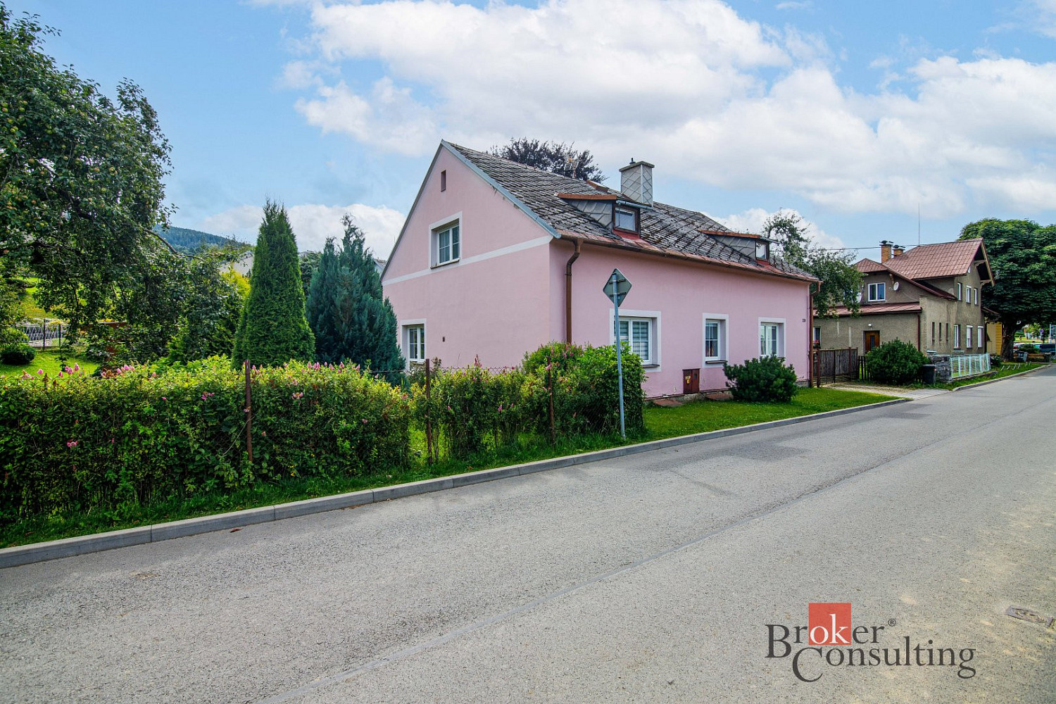 Prodej domu 161 m² s pozemkem 1 012 m²