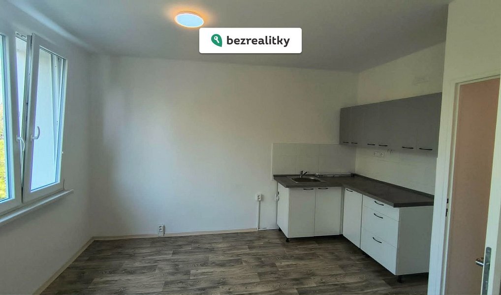 Prodej bytu 1+1 35 m², Bílina – náhled fotky 4