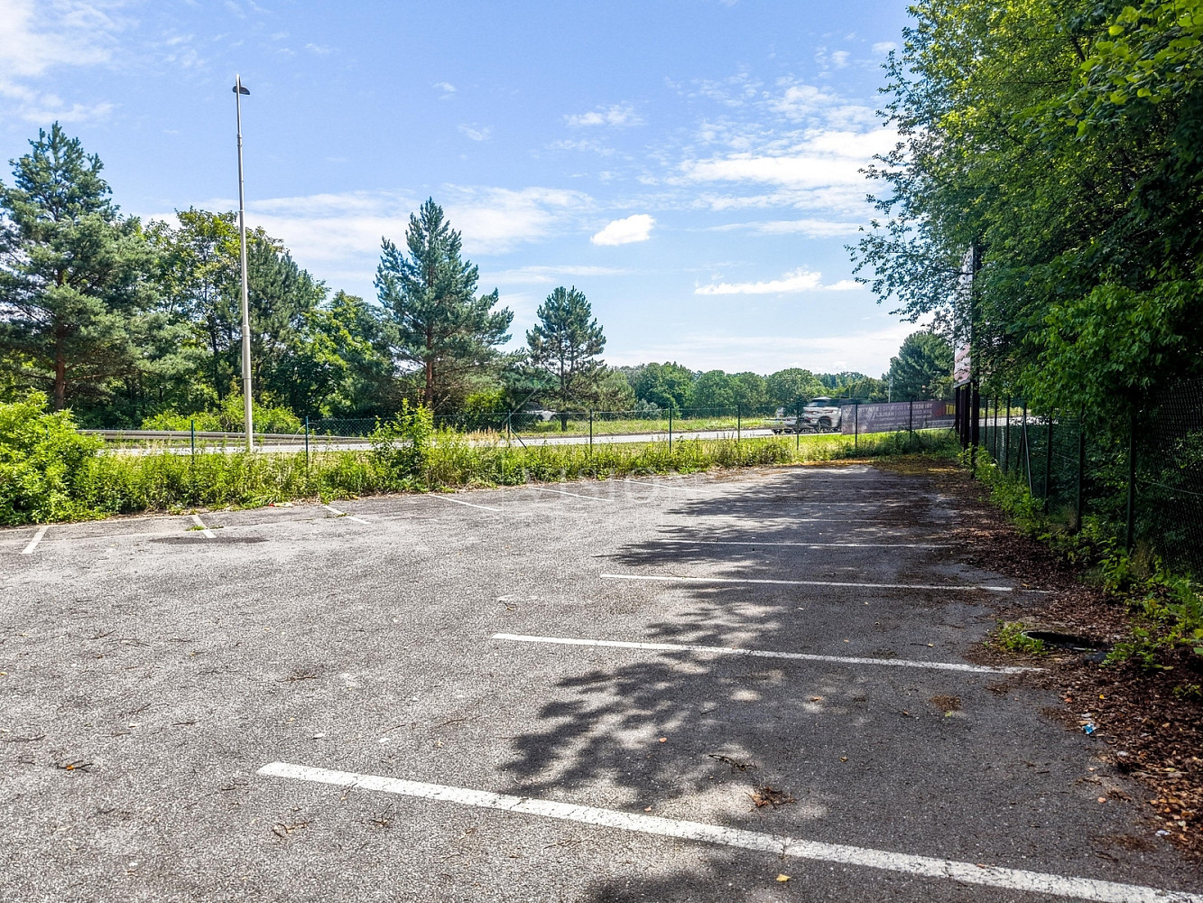 Pronájem pozemku 711 m² – fotografie 4