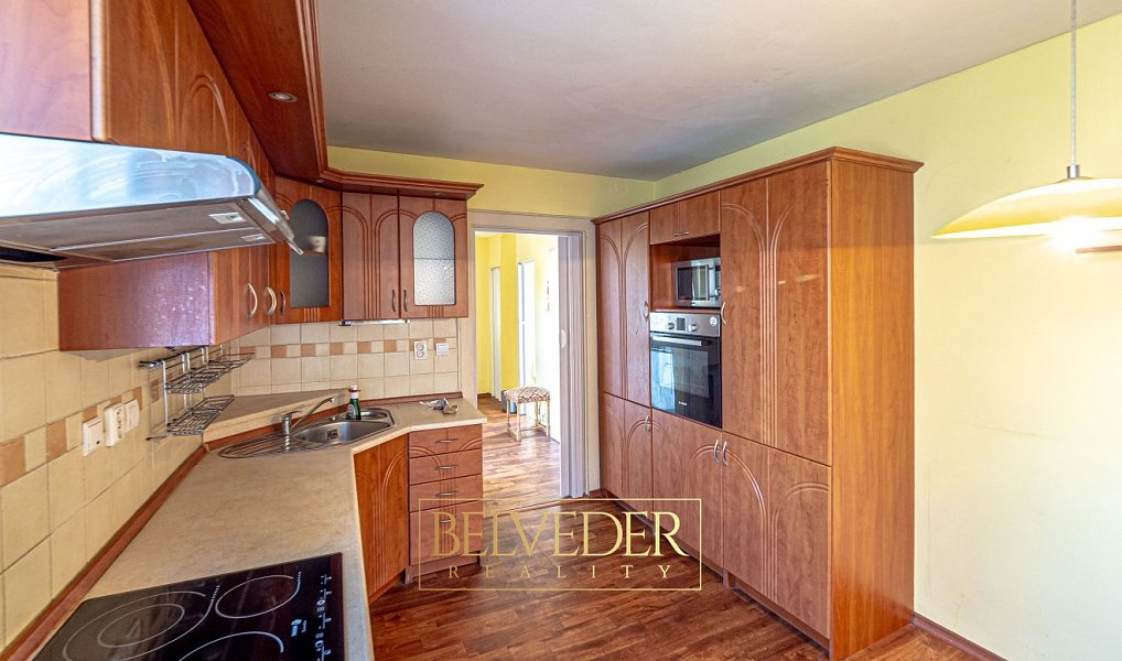 Prodej bytu 3+1 80 m², Teplice – náhled fotky 2
