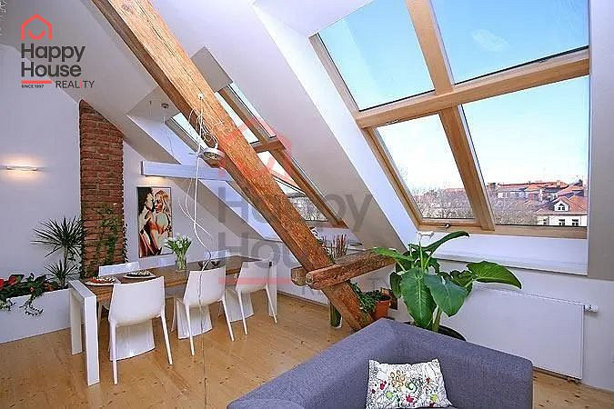 Pronájem bytu 2+kk 93 m²