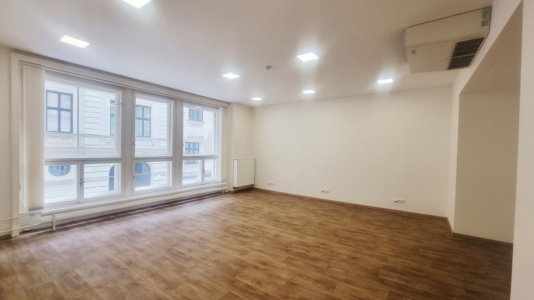 Pronájem kanceláře 51 m²