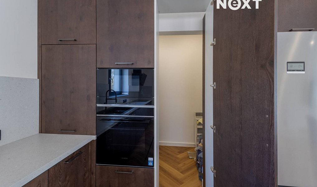 Prodej domu 160 m² s pozemkem 1 070 m², Tuhaň – náhled fotky 24