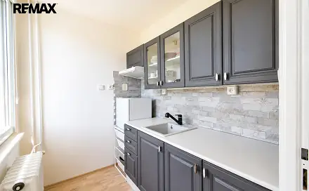 Prodej bytu 1+kk 26 m², Dukelská, Broumov - Olivětín, okres Náchod