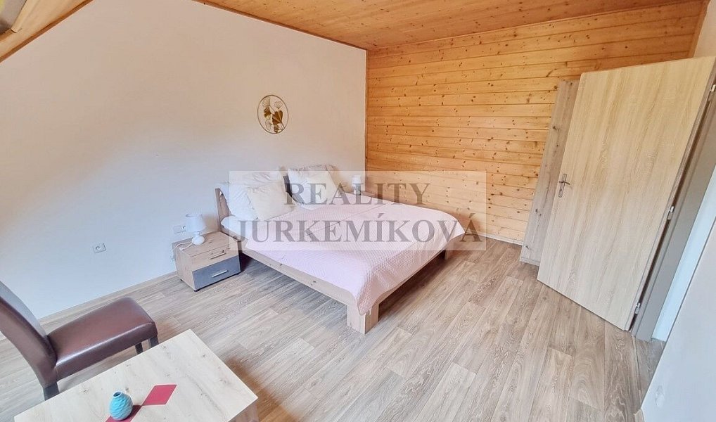 Pronájem domu 200 m² s pozemkem 447 m², Černá v Pošumaví – náhled fotky 13