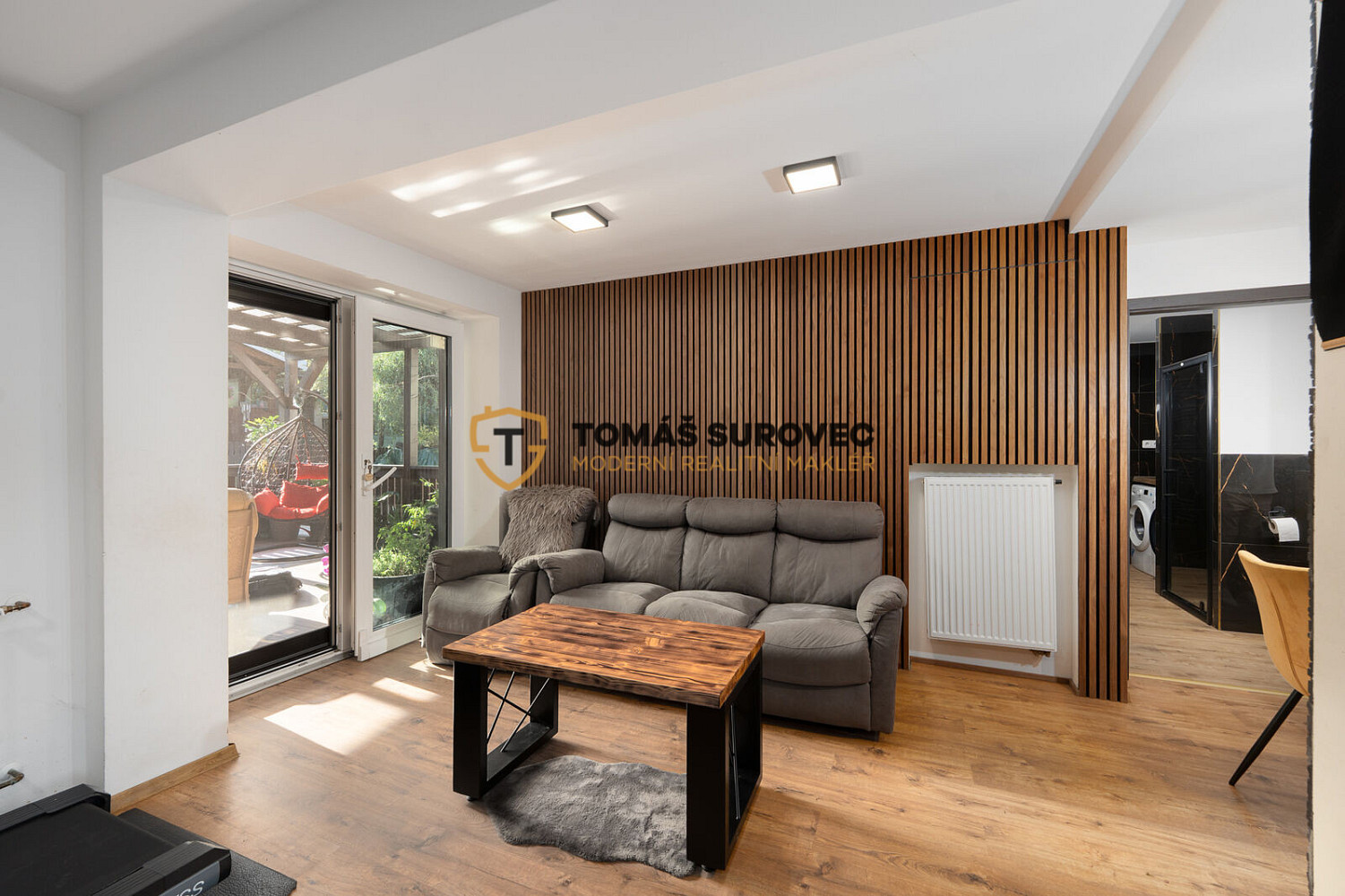 Prodej domu 263 m² s pozemkem 2 100 m² – fotografie 2