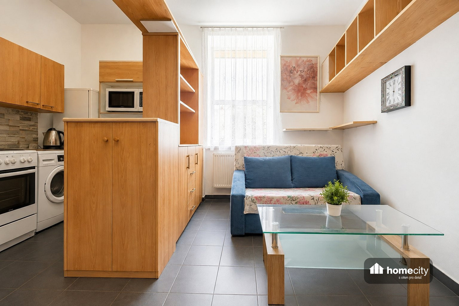 Prodej nájemního domu, činžáku 300 m² – fotografie 5